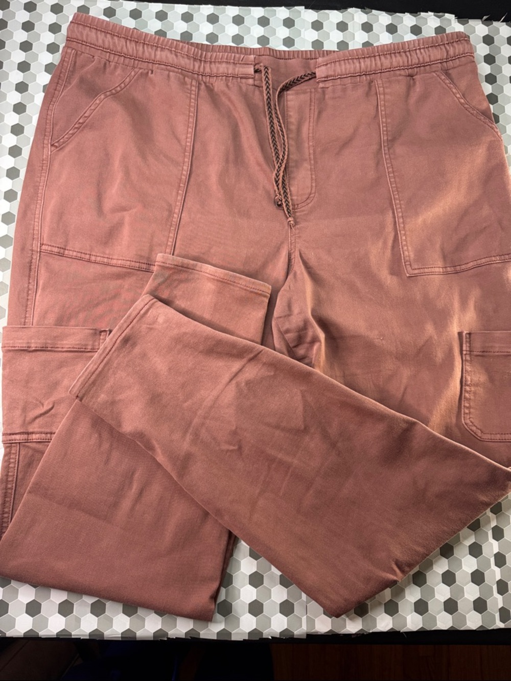 Maurices women’s Rusted Rose Cargo Jogger Pants